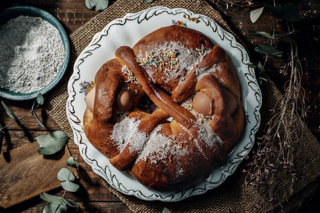 Mona de Pascua, Gâteau Pâques, fête de Pâques, Pâques en Espagne, traditions de Pâques