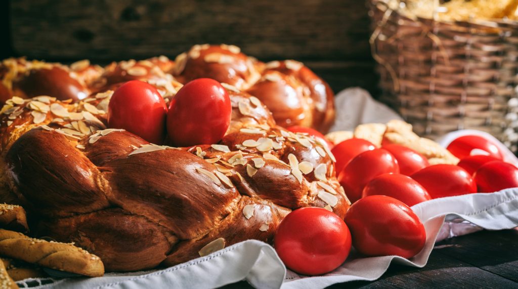 Tsoureki, Pâques en Grèce, fête de Pâques, traditions de Pâques