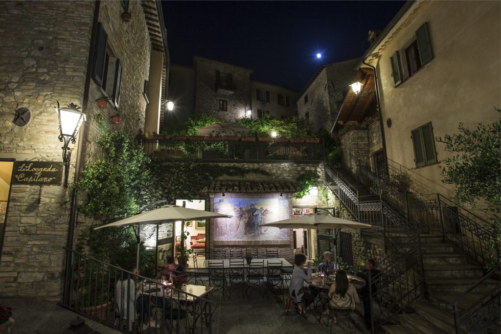 Vista della facciata de La Locanda del Capitano, maison di Teritoria in Umbria