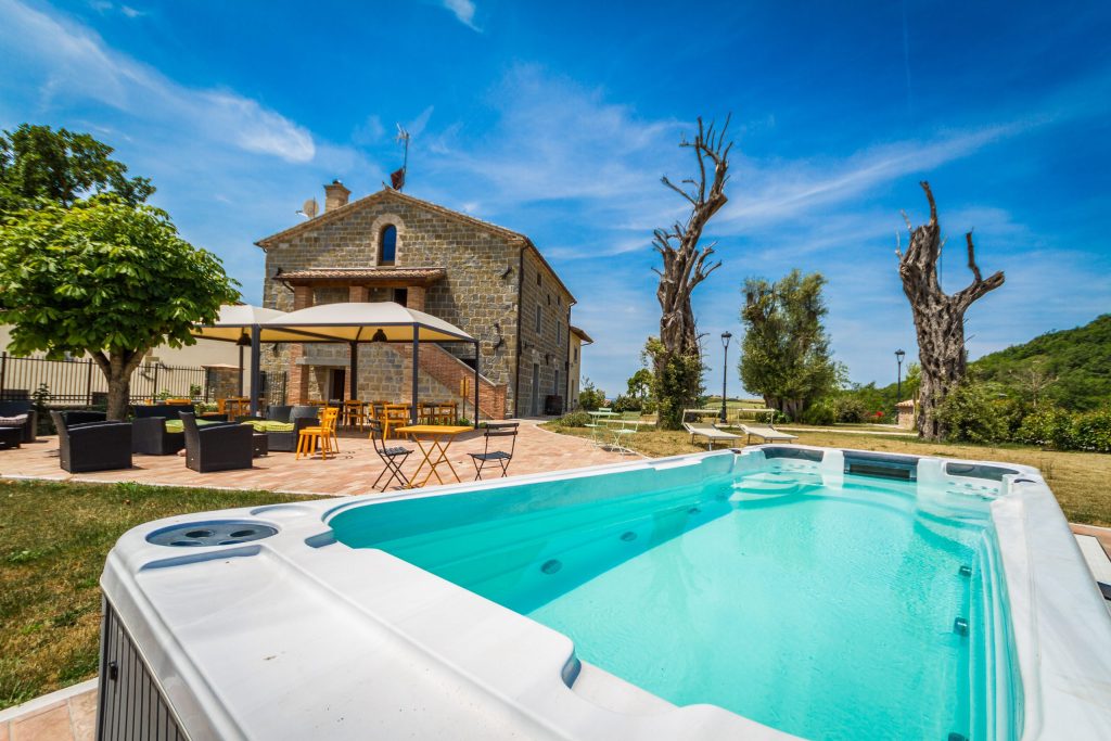 Vista della Tenuta Borgo Santa Cecilia, maison di Teritoria in Umbria