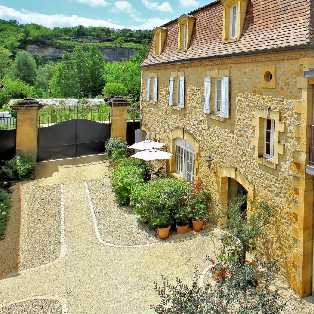 Vue du haut maison Bistro des Glycines