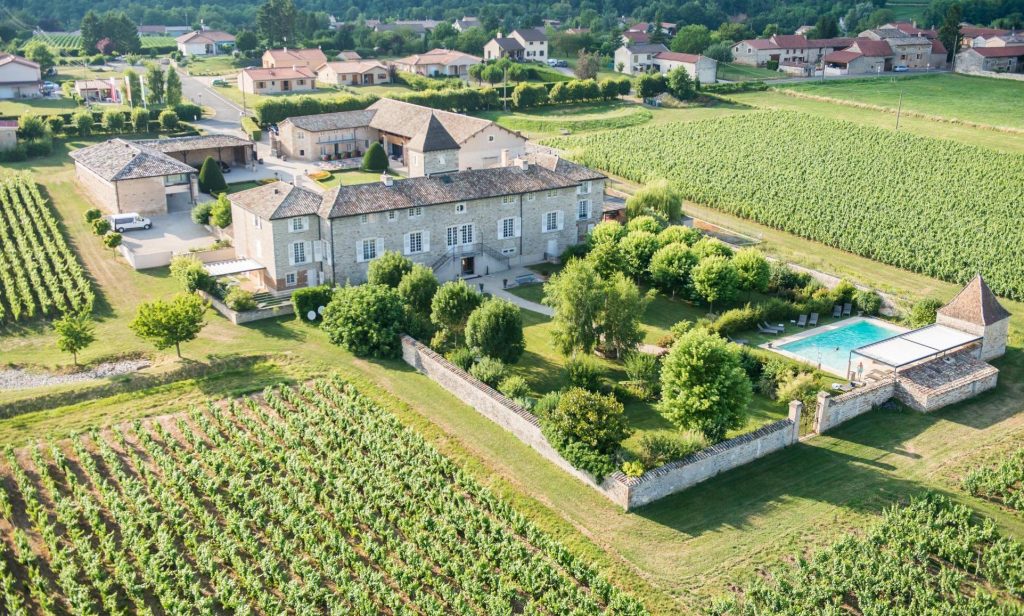 Vue du haut du Château de Besseuil 